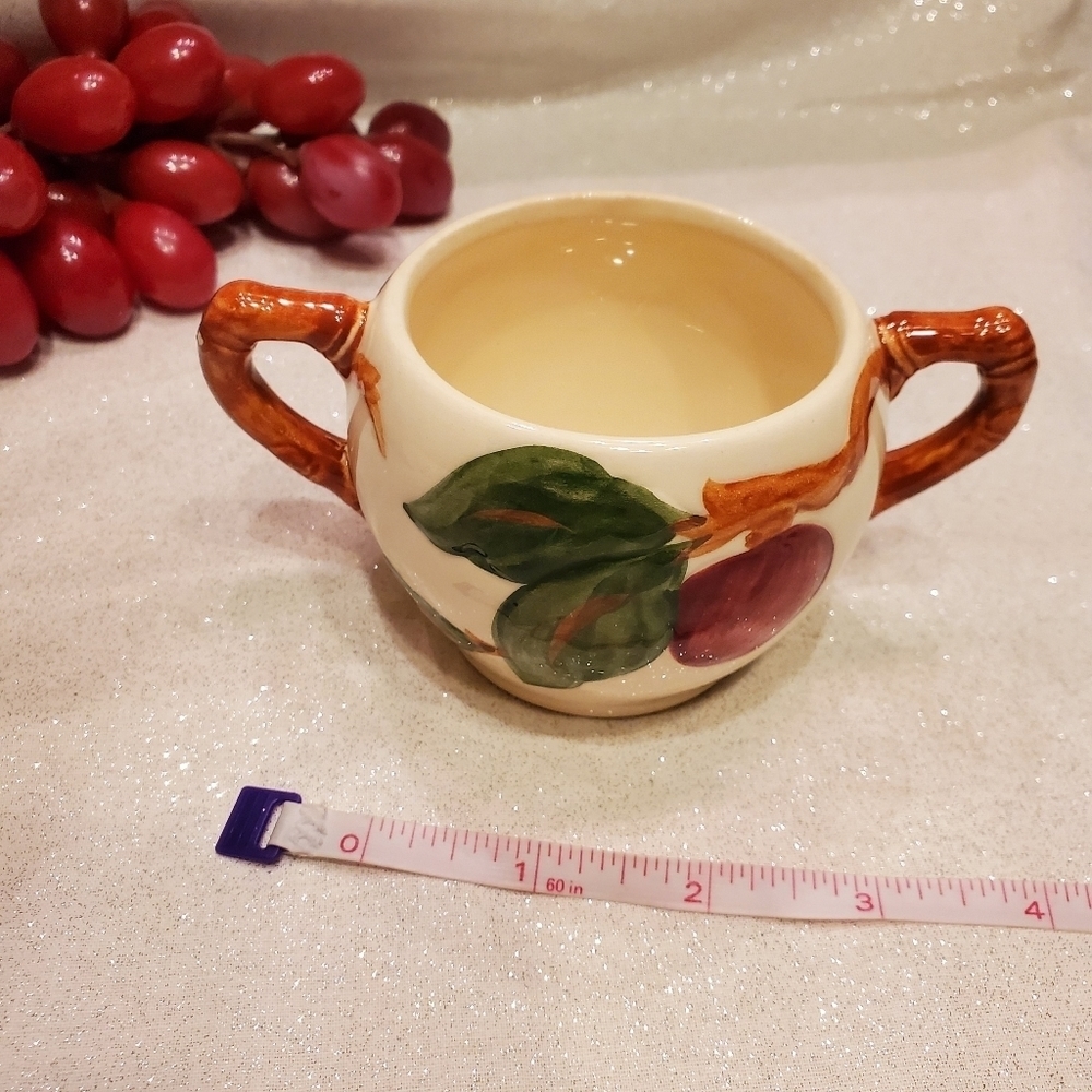 FRANCISCAN Apple Sugar Bowl